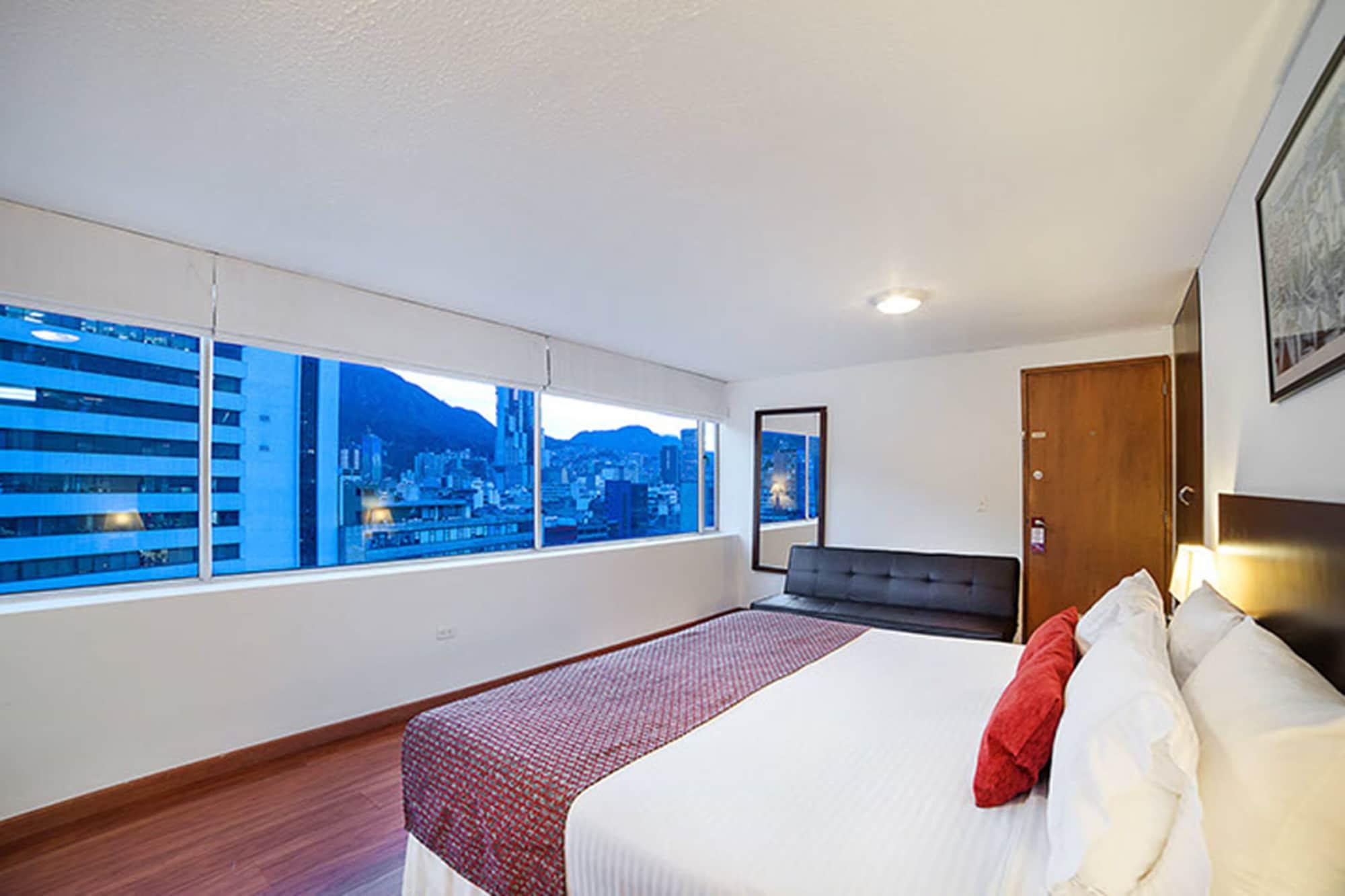 Hotel Oceania Bogota - Centro Internacional ภายนอก รูปภาพ